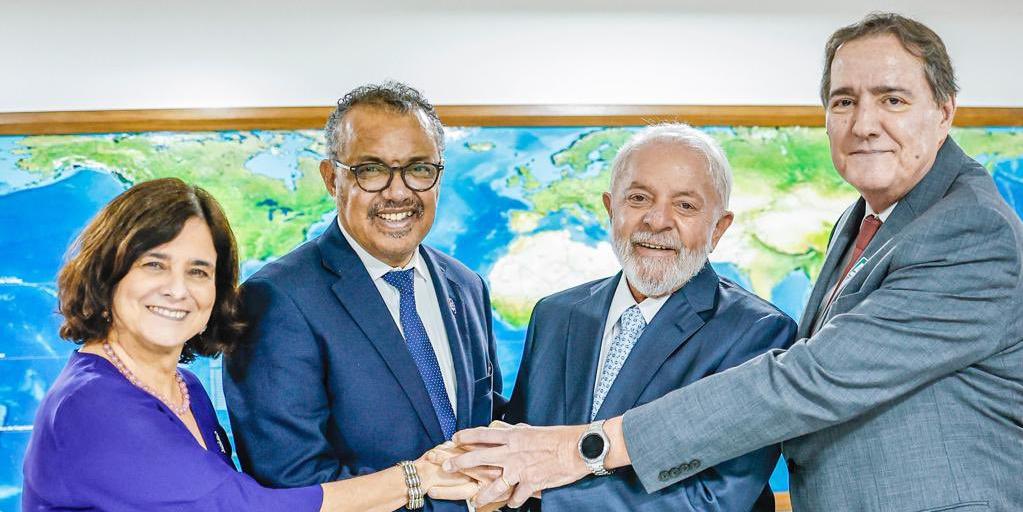 Diretor-geral da OMS foi recebido pelo presidente no Planalto (Ricardo Stuckert/PR)