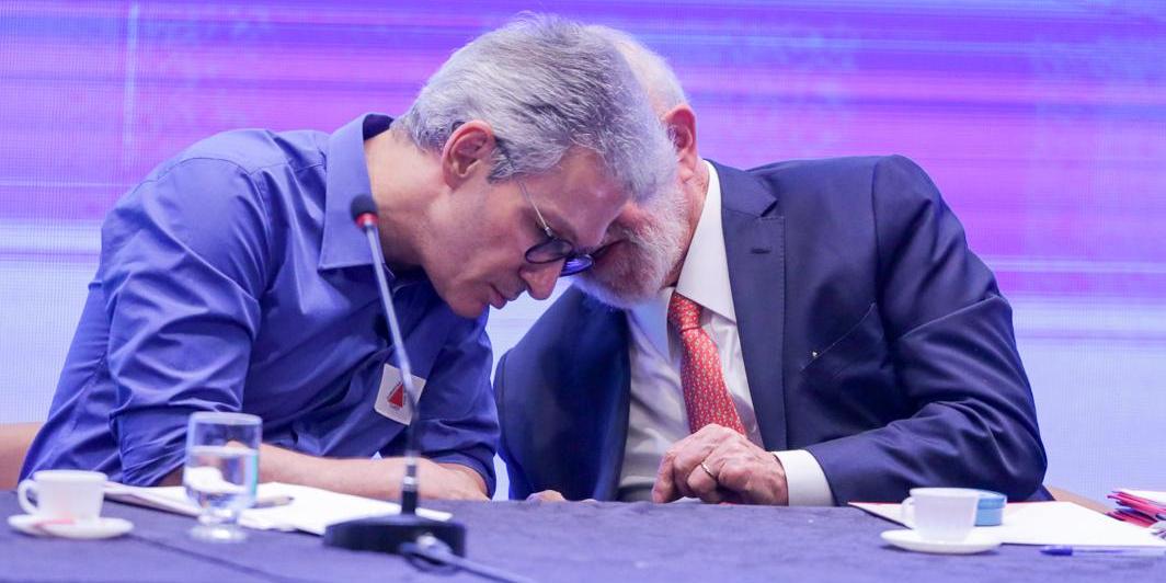 Presidente cumprimentou e dialogou com o governador Romeu Zema, com quem trocou farpas recentemente (Fernando Michel/Hoje em Dia)